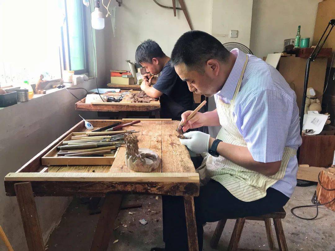 匠心筑梦，示范引领②——万少君工艺美术品设计工作室工匠示范基地